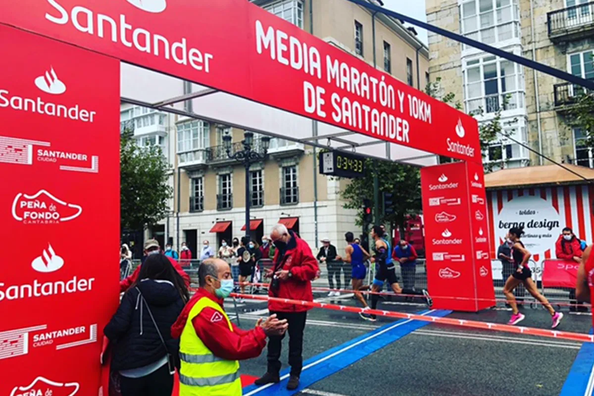 Arco media maraton santander